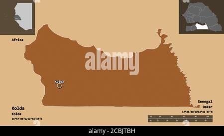 Forma di Kolda, regione del Senegal, e la sua capitale. Scala della distanza, anteprime ed etichette. Composizione di texture con motivi. Rendering 3D Foto Stock