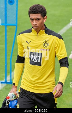 Bad Ragaz, Schweiz. 14. Agosto 2020. Neuverpflichtung Jude Bellingham beim Training der ersten Mannschaft von Borussia Dortmund in Bad Ragaz. Die Boru Foto Stock