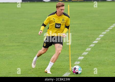 Bad Ragaz, Schweiz. 14. Agosto 2020. Marius Wolf beim Training der ersten Mannschaft von Borussia Dortmund in Bad Ragaz. Die Borussen verbringen im Au Foto Stock