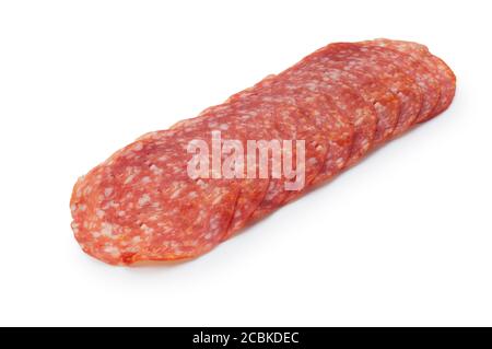 Studio di salame tagliato a fette contro un bianco Sfondo - John Gollop Foto Stock