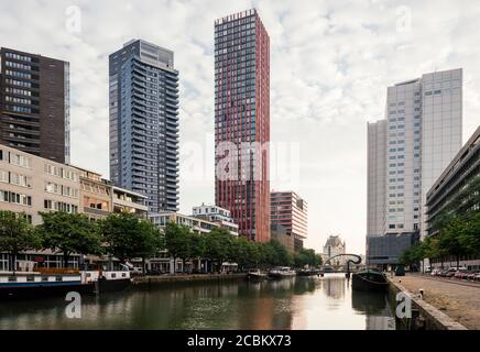 La Mela Rossa, Wijnhaven, Rotterdam, Paesi Bassi Foto Stock