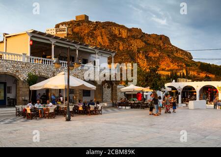 Piazza Principale nel villaggio di Chora di Skyros Island, Grecia. Foto Stock