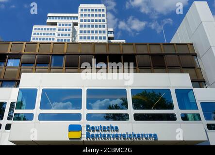 Costruzione di Deutsche Rentenversicherung a Berlino Foto Stock