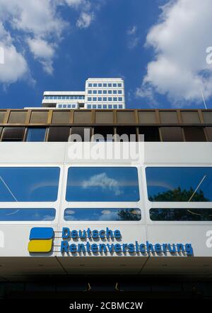 Costruzione di Deutsche Rentenversicherung a Berlino Foto Stock