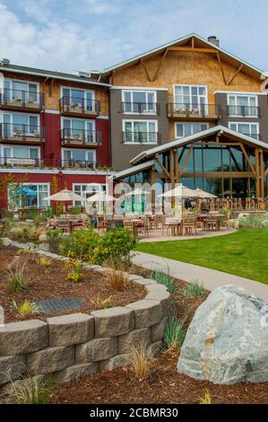 Il patio del Suquamish Clearwater Casino Resort vicino a Poulsbo in Kitsap County, Washington state, Stati Uniti. Foto Stock