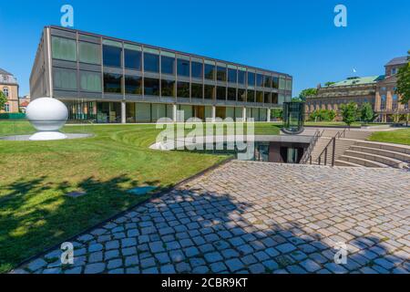 Landtagsgebäude o edificio del parlamento, Oberer Schlossgarten o Giardino del Castello superiore, Stoccarda, Stato federale Baden-Württemberg, Germania meridionale, Europa Foto Stock