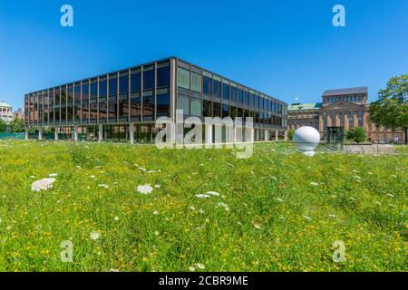 Landtagsgebäude o edificio del parlamento, Oberer Schlossgarten o Giardino del Castello superiore, Stoccarda, Stato federale Baden-Württemberg, Germania meridionale, Europa Foto Stock