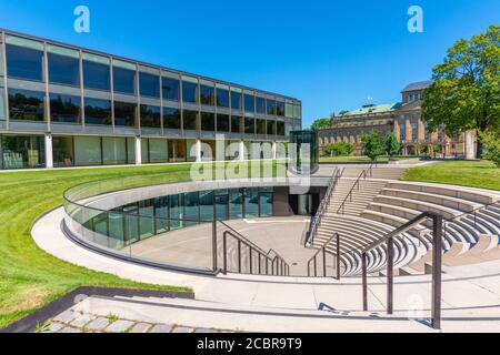 Landtagsgebäude o edificio del parlamento, Oberer Schlossgarten o Giardino del Castello superiore, Stoccarda, Stato federale Baden-Württemberg, Germania meridionale, Europa Foto Stock