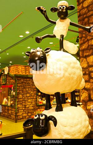 Shaun la figura delle pecore a Expocity, Osaka.JAPAN. Foto Stock