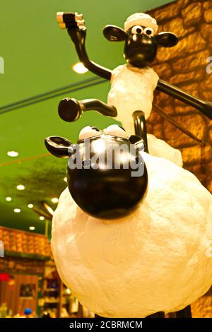 Shaun la figura delle pecore a Expocity, Osaka.JAPAN. Foto Stock