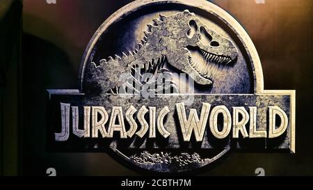 Jurassic Park IL cartello DELLA CORSA nella sezione del Parco Jurassic Universal Studios Japan. Foto Stock