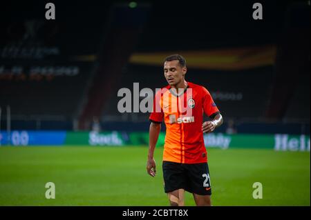 Gelsenkirchen, Germania - 11 agosto 2020: Alan Patrick durante l'azione nella partita di calcio della Lega Europa Shakhtar contro Basilea. Gli eventi pubblici sono un Foto Stock