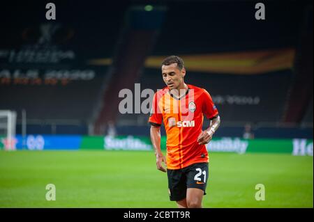 Gelsenkirchen, Germania - 11 agosto 2020: Alan Patrick durante l'azione nella partita di calcio della Lega Europa Shakhtar contro Basilea. Gli eventi pubblici sono un Foto Stock