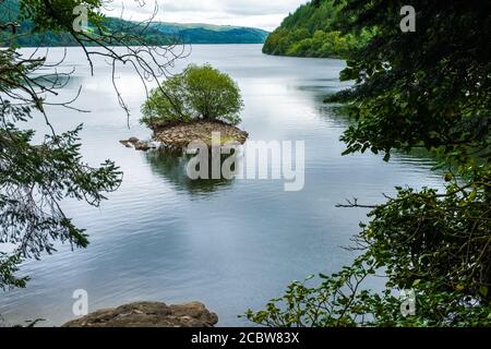 Lago Vyrnwy, Powys, Galles centrale. Il serbatoio è stato creato per fornire acqua a Liverpool Foto Stock