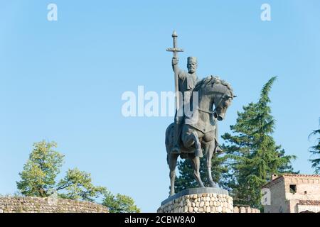 Telavi, Georgia - Statua di Heraclius II al castello di Telavi (fortezza di Batonis Tsikhe), famoso sito storico di Telavi, Kakheti, Georgia. Foto Stock