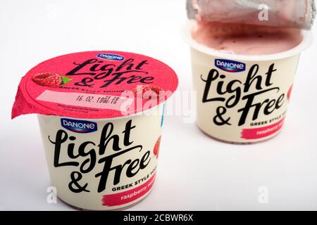 Luce di Danone e libera in stile greco yogurt Foto Stock