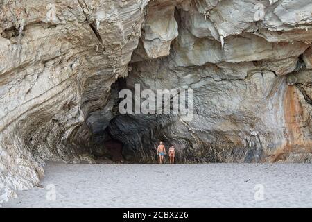 Grotta Cala Luna nell'isola di Sardegna Foto Stock