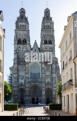 Tours Cattedrale, Tours Francia; o Cattedrale Saint Gatien, ha una facciata 12 ° secolo con architettura gotica, Tours, Valle della Loira Francia Europa Foto Stock