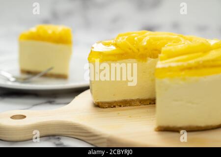 Nessuna cheesecake al mango Foto Stock
