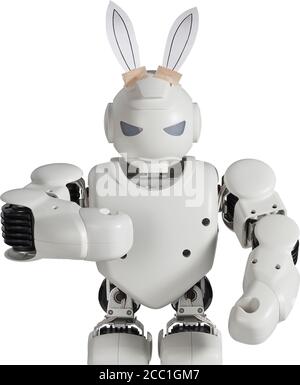 Robot con orecchie di coniglio pasquale su sfondo bianco tagliato Foto Stock