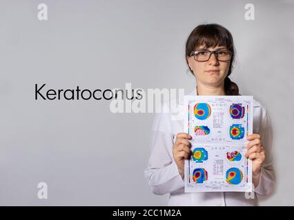 Distrofia corneale assottigliante, cheratotopografia oculare. Foto Stock