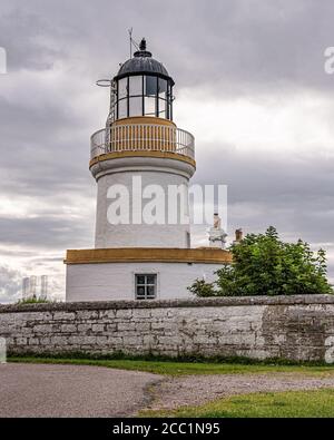 Il faro di Cromarty è stato progettato dallo zio di Robert Louis Stevenson, Alan Stevenson. Divenne operativo nel 1846 sulla punta nord-orientale del Black i Foto Stock