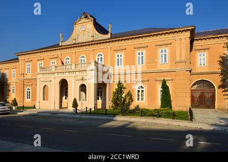 Montenegro, vista del palazzo del governo e il Museo Nazionale Foto Stock