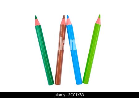 Lettera W scritta con alcuni diversi pastelli a matita di legno colorati su white paper Foto Stock
