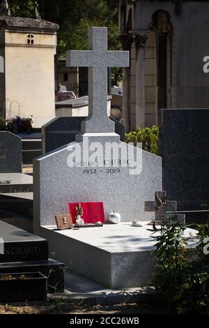 Tomba di Jacques Chirac, ex presidente francese e primo ministro - Montparnasse Cimitero, Parigi, Francia Foto Stock