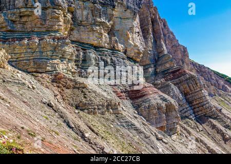 Italia Veneto Dolomiti - Dettagli della roccia (Ambra Triassica delle Dolomiti) del sentiero attrezzato Astaldi Foto Stock