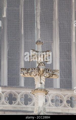 Dopo la Blaze - dettaglio della Cattedrale Gotica di San Pietro e San Paolo di Nantes devastato da un incendio iniziato deliberatamente - Pays de la Loire, Francia Foto Stock