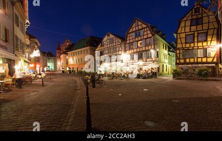 Francia, Colmar, la vista sulla Piazza Vecchia Dogana Foto Stock