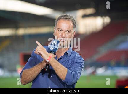 Braunschweig, Germania. 8 agosto 2020. Claus LUFEN, presentatore ARD, NDR, televisione, TV, su 08.08.2020 campionati tedeschi di atletica 2020, dal 08.08. - 09.08.2020 a Braunschweig/Germania. Â | utilizzo in tutto il mondo Credit: dpa/Alamy Live News Foto Stock