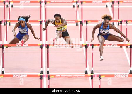 NIA Ali (USA, oro), Kendra Harrison (USA, argento), Danielle Williams (Giamaica, bronzo). 100 metri Hurdles donne finale. Doha 2019 Foto Stock