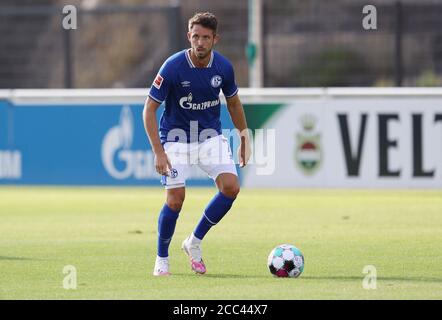 Firo: 18.08.2020, Fuvuball: Calcio: 1° campionato Bundesliga 2020/21 FC Schalke 04 - KFC Uerdingen Mark uth, azione individuale | utilizzo in tutto il mondo Foto Stock