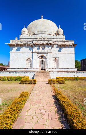 Tomba di Hoshang Shah nell'antica città di Mandu a Madhya Pradesh stato dell'India Foto Stock