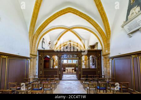 L'interno della Cappella presso l'Abbazia di Forde, un edificio storico vicino a Chard, Somerset, Inghilterra sud-occidentale, un ex monastero cistercense Foto Stock