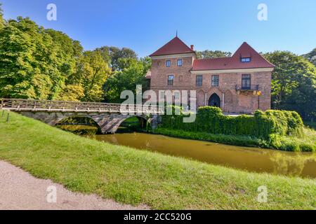 Castello di Oporow, nel centro della Polonia. Foto Stock