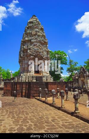 Bella scena del Parco storico Sadok Kok Thom, questo è un tempio Khmer 11 ° secolo in oggi è nella provincia di SA Kaeo, Thailandia. Foto Stock