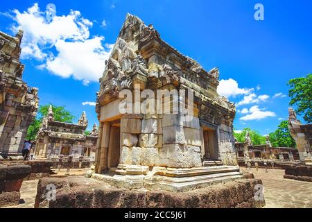 Bella scena del Parco storico Sadok Kok Thom, questo è un tempio Khmer 11 ° secolo in oggi è nella provincia di SA Kaeo, Thailandia. Foto Stock