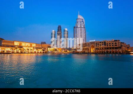 DUBAI, Emirati Arabi Uniti - 25 febbraio 2019: Il Dubai Mall è il secondo centro commerciale più grande del mondo si trova a Dubai negli Emirati arabi uniti Foto Stock