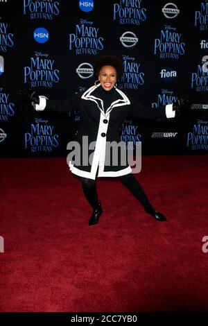 LOS ANGELES - NOV 29: Jenifer Lewis al ritorno di Mary Poppins Premiere al Teatro El Capitan il 29 novembre 2018 a Los Angeles, CA Foto Stock