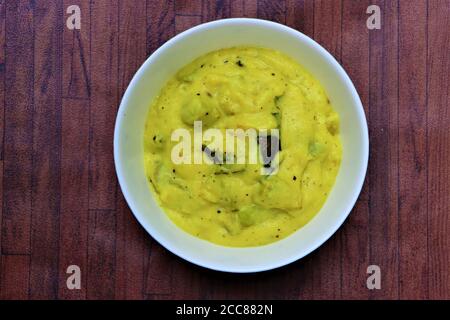 Majjige huli è un alimento dell'India del sud preparato con la cagliata del latte, tipicamente include le verdure in un sugo del latticello Foto Stock