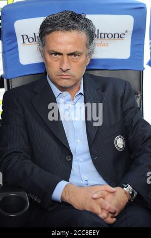 Milano Italia, 02 maggio 2009, Stadio 'G.MEAZZA SAN SIRO', Campionato Serious Football A 2008/2009, FC Inter - SS Lazio : Inter coach, Jose Mourinho, prima della partita Foto Stock