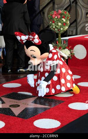 LOS ANGELES - GENNAIO 22: Minnie mouse alla cerimonia della Stella del mouse di Minnie sulla Hollywood Walk of Fame il 22 Gennaio 2018 a Hollywood, CA Foto Stock