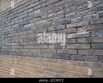 Antica muraglia di mattoni nella Pagoda dell'Oca Selvatica Gigante. Fu costruito nel 652 d.C. durante la dinastia Tang e originariamente aveva cinque piani. Xian City, Shaanxi Prov Foto Stock