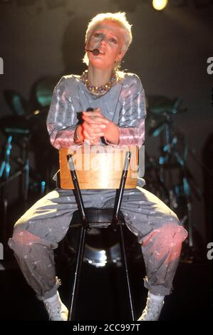 Annabel Lamb vive in un concerto durante il suo tour "The Flame". Londra, 15 maggio 1984 | utilizzo in tutto il mondo Foto Stock