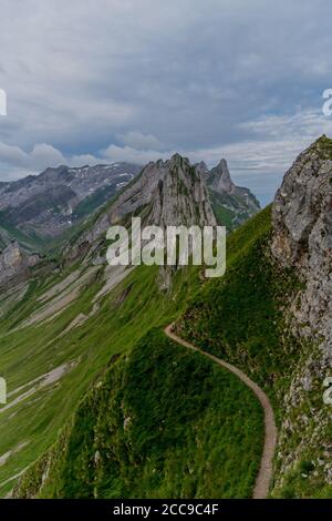 Bellissimo tour esplorativo attraverso i monti Appenzell in Svizzera. - Appenzell/Alpstein/Svizzera Foto Stock