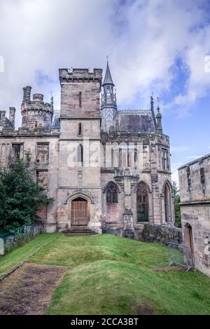 Vecchio edificio presso Alton Towers, Staffordshire, Inghilterra. Foto Stock