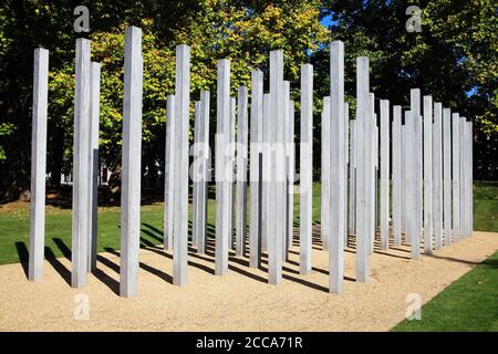 Londra, UK, 2 ottobre 2011 : il 7 luglio Memorial ad Hyde Park dedicato alle 52 vittime dell'attentato terroristico di Londra del 7/7 in 2005 stock Foto Stock